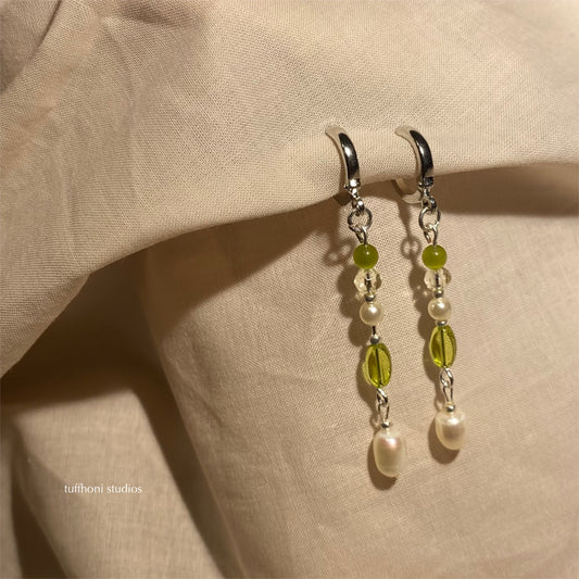 Lily Earrings