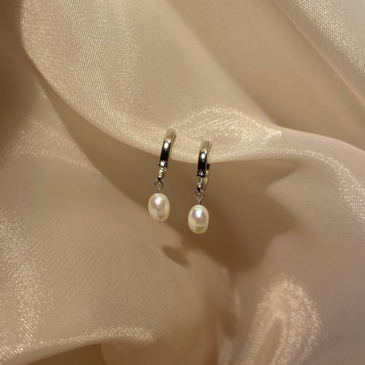 Ella Earrings - Round Hoops